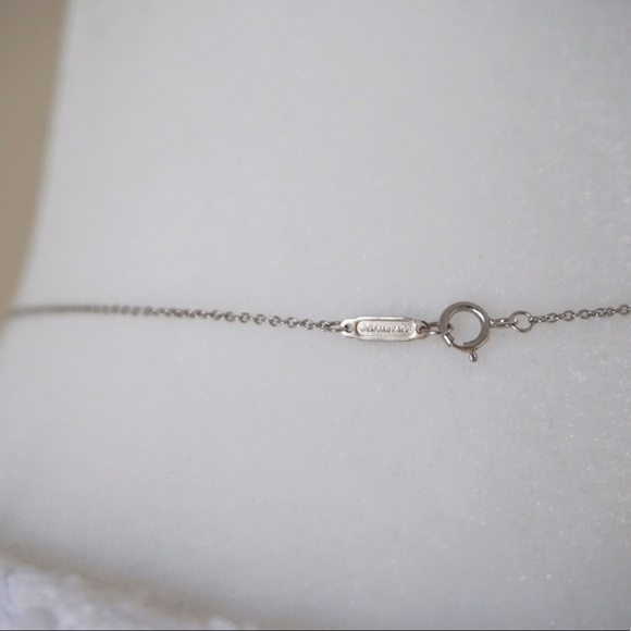 Tiffany&co. 18K gold Atlas key pendant necklace - Picture 5 of 10